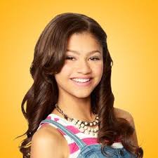 The adventures of two best friends cece jones and rocky blue who, with the help of rocky's brother ty and his best friend deuce martinez, fulfill their dreams of becoming professional dancers when they become dancing stars on their. Rocky Blue Zendaya Terceiras Temporada Professional Hairstylist Zendaya Celebrities