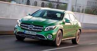 Mercedes Benz Gla 200 D 4matic Amg Line Auto 2017 Review Mercedes Benz Gla Mercedes Mercedes Benz