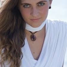 Stream 2. Emocion Tradicional (Ft. Jero Makuyeika, Stilo420 y Sophie  Moon[Unity is Change]) by Sofree Moon