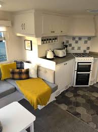 this irish caravan is cute!