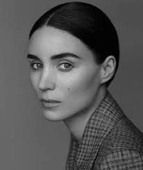 Camino de convertirse en la actriz del año, analizamos el nuevo look de la protagonista de millenium. Rooney Mara Movies Bio And Lists On Mubi