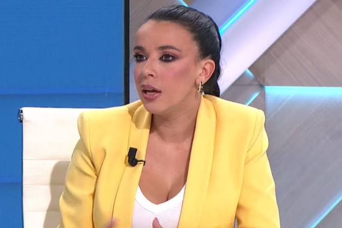 Polémica Sarah Santaolalla: "El PP habla de mí entre 'prostitutas' y  'señoritas' de Sánchez"