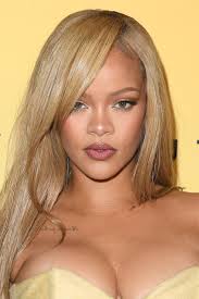 Några kändisar som jag tycker är snygga, men som jag inte tycker är lika  attraktiva som andra. Vem känner du likadant för? : r/VindictaRateCelebs