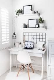 Cute Desk Decor Ideas For Your Dorm Or Office Desk Decor Ideas Cute Chic Offi Minimalist Living Room Design Minimalist Home Decor Minimalist Living Room
