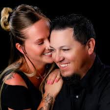 Glenna Mclain's Instagram, Twitter & Facebook