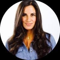 Cecelia Block's Instagram, Twitter & Facebook