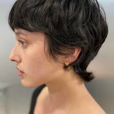 Suzi Miller Professional Stylist.