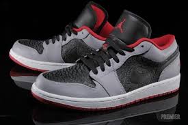 Air Jordan 1 Low Black Toe White Black Gym Red Air Jordan 1 Low Black Gym Red Cement Grey Sneakernews Com Air Jordans Jordan 1 Low Cement Gray