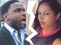Darius McCrary's Wife Files for Divorce, Fears for Daughter