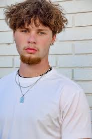 Jenna Mcatee's Instagram, Twitter & Facebook