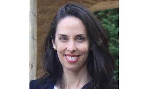 Gloria Whiting's Instagram, Twitter & Facebook