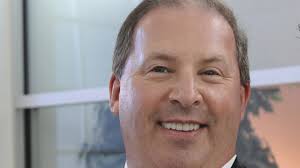 A controversial economic growth 'visionary' makes his comeback in Central  Florida