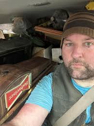 Any landscapers or any one who needs some general labor stuff looking for a  dependable worker ? only thing is I just need a day or possibly 2 a week  have a