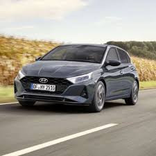 Gebrauchte hyundai i20 wurden preisgeprüft. Hyundai I20 Fur Sportliches Fahren Das Kann Der Kleine Bruder Im Vergleich Zum I30 Auto