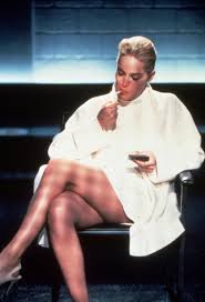 샤론스톤의 미친연기력이 돋보이는 반전스릴러 결말포함. ìŠ¤í¬ëž© ì›ì´ˆì  ë³¸ëŠ¥ Basic Instinct 1992