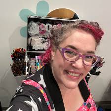 A little Pumpkin splash for @tyketownpg two of their locations received a  mini fall make over yesterday! I love my job #makeupMandy #fallVibes  #windowArt #windowPaint #windowpainting #loveMyJob