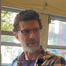 Lian Chikako Chang (@LianChikako)