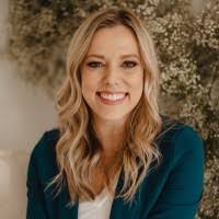 Anna Molin's Instagram, Twitter & Facebook