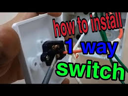 Cara membuat jaringan kabel seperti ini memerlukan biaya relatif cukup besar karena banyaknya unit stop kontak dan steker sebagai pengganti tindakan melilitkan kawat. Cara Mengganti Dan Memasang Suis Lampu Yang Baru Youtube