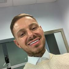 Where has people had composite bonding done? I just want to have a look  around instead of just going straight for the first one 😬 where do people  recommend