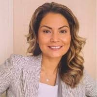 Angelique Fuentes's Instagram, Twitter & Facebook