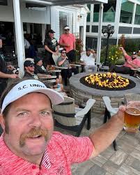 🎉 Cheers to 5 Years, William! 🍻 Today, we're raising a glass to William's  five-year workiversary with La Vida Hospitality! From his time at Crooked  Hammock to all the hard work he's