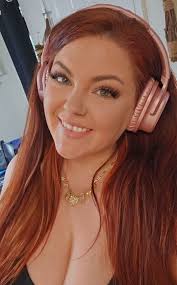 everyone just gone live running through the night!💚