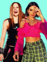 Yes, i'm going to be avril. Wallet Chains Celebs Show How To Wear The Throwback Trend Flare