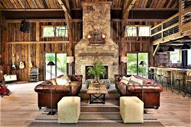 34 Incredible Barndominium Interiors In 2020 Barndominium Interior Barndominium Barn House Interior