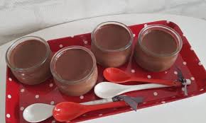 Originaire A La Base Des Pays Bas Cette Creme Au Chocolat Vous Fera Vite Oublier Celle De La En 2020 Creme Chocolat Thermomix Creme Au Chocolat Recette Creme Chocolat