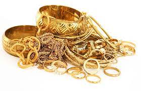 5,600+ Pile Of Gold Jewelry Stock Photos, Pictures & Royalty-Free Images -  iStock | Pile of jewelry