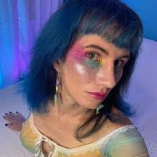 Michelle Belcher's Instagram, Twitter & Facebook