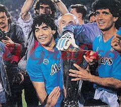 Maradona #fans #napoli diego is alive emotional napoli fans have gathered outside the stadio a throwback on napoli's most famous number 10, diego armando maradona | serie a this is the. Datei Maradona Napoli Uefa Cup Jpg Wikipedia