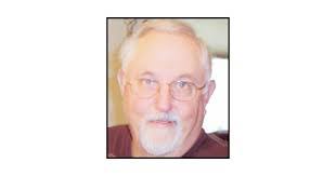 Kenneth Deering's Instagram, Twitter & Facebook