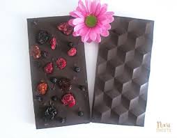 Tablette De Chocolat Rubis Aux Fruits Rouges Fait Maison Chocolat Noir Au Lait Blanc Cadeau Anniversaire Fete Des Meres Naissance Etsy