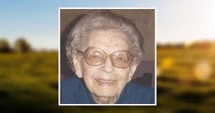 Christine Inge's Instagram, Twitter & Facebook