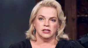 New Update: Janelle Opens a Sister Wives Closet That Fans Actually Want!