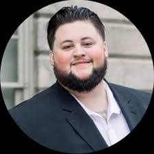 Erin Pelkey's Instagram, Twitter & Facebook