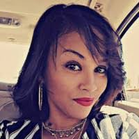 Stephanie Roberson's Instagram, Twitter & Facebook