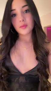 Ashley Mont's Instagram, Twitter & Facebook