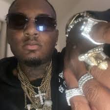 Stream Ike Movie ( Feat. Yabhlo F Baby ) by Dazsy Caine