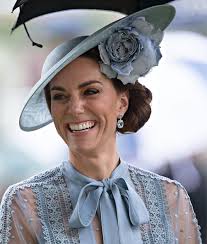 Elie saab blue 2024 dress kate middleton