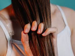 Chăm sóc tóc đúng cách với tinh dầu dưỡng tóc | Đẹp365
