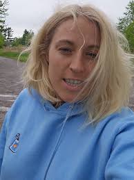 y fait frette au Québec... Même l'été...⛈️ Dame nature,