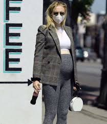Luna kulot ㅤ luna kulot model celana modis, elegan dan kekinian. 10 Inspirasi Outfit Untuk Ibu Hamil Yang Aktif Dan Modis