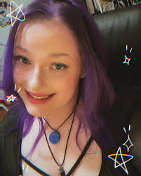 Kat Pearson (@ladyzombiefox) • Instagram photos and videos