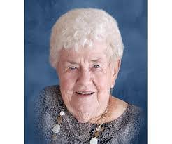 Betty Partridge's Instagram, Twitter & Facebook