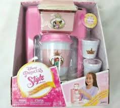 Play tons of princess games! Disney Princess Play Gourmet Coffee Maker Brewing Sound Batteries Girls Kitchen 39897532677 Ebay