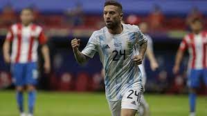 Un tipo que crea buen ambiente en el vestuario y eso se nota adentro de la cancha, donde está jugando a gran nivel. Copa America 2021 Argentina Beats Paraguay Secures Copa America Knockout Spot Marca