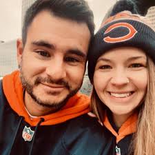 NO TRADES FOR SALE‼️‼️‼️ Up for sale 2016 Ram 1500 Longhorn 4x4 Truck has  161k miles. 5.7 V8 Hemi 4 wheel drive Air suspension Tow package Runs  great, no issues Automatic transmission,